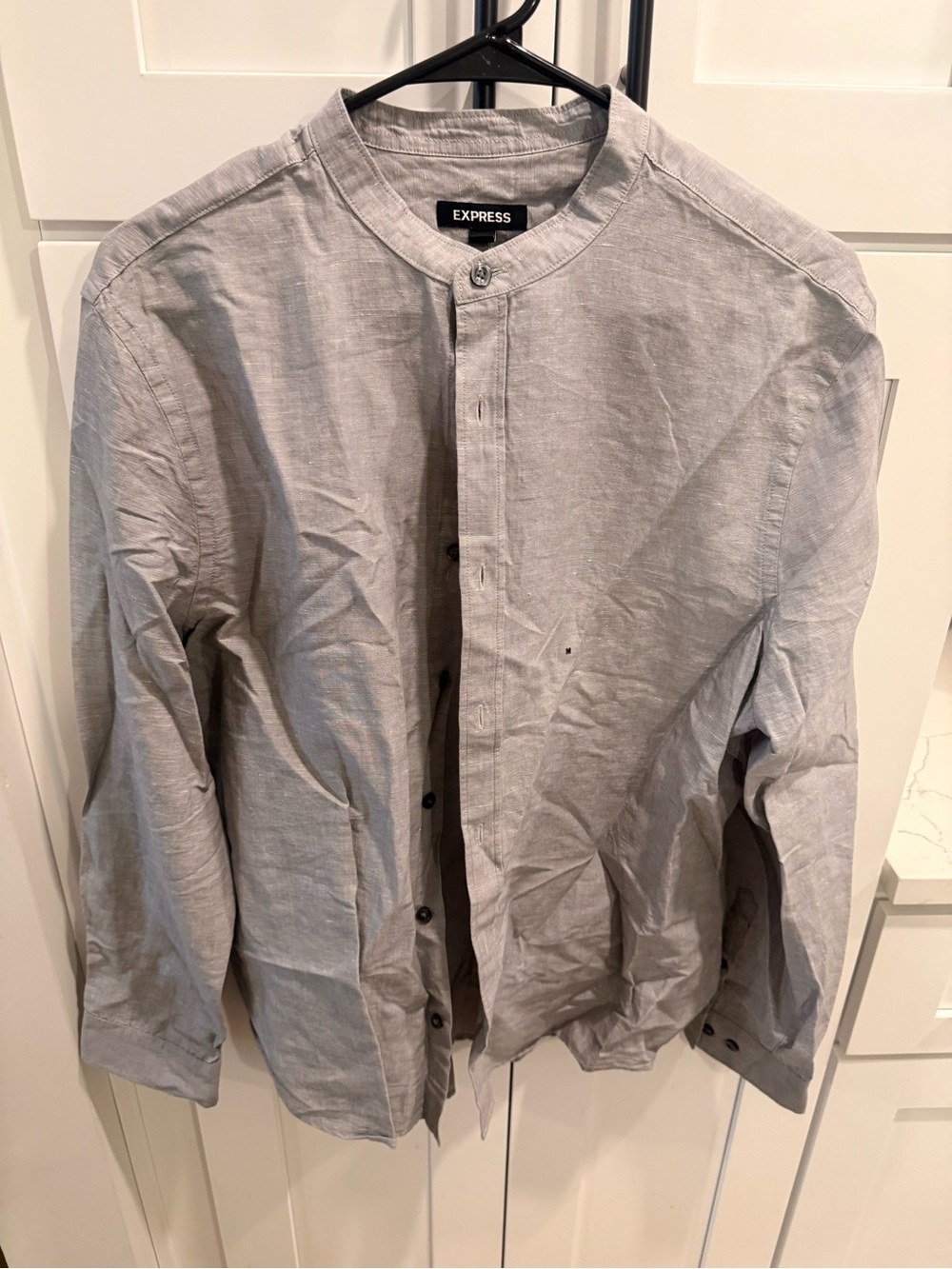 Express Men’s Gray Collarless Button-Up Shirt